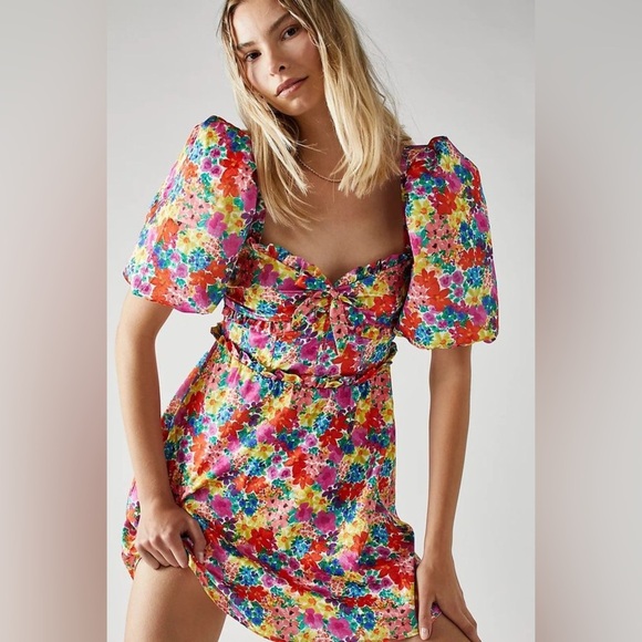 For Love And Lemons Dresses & Skirts - For Love & Lemons Merrill Puff Sleeve Floral Mini Dress